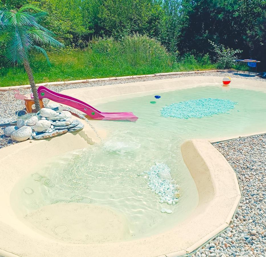 Chalet D' Amour Kamenny Ujezd  ภายนอก รูปภาพ